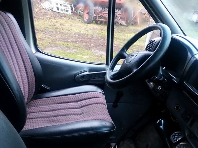 Белый Форд Транзит, объемом двигателя 2.5 л и пробегом 0 тыс. км за 2000 $, фото 4 на Automoto.ua