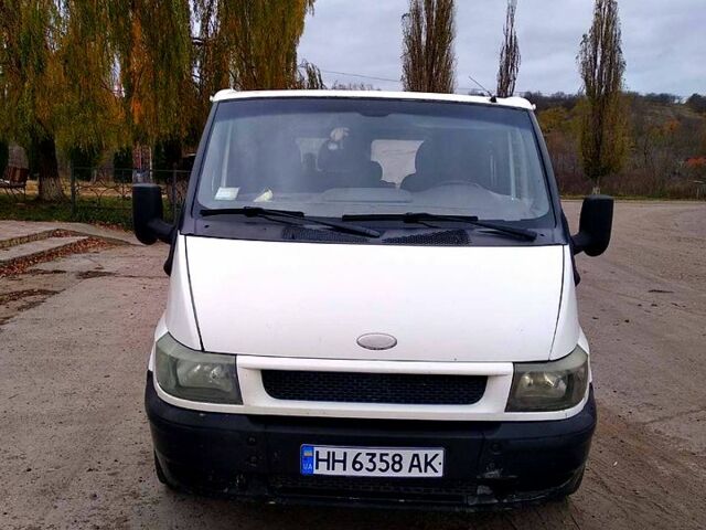 Белый Форд Транзит, объемом двигателя 2 л и пробегом 380 тыс. км за 4000 $, фото 1 на Automoto.ua