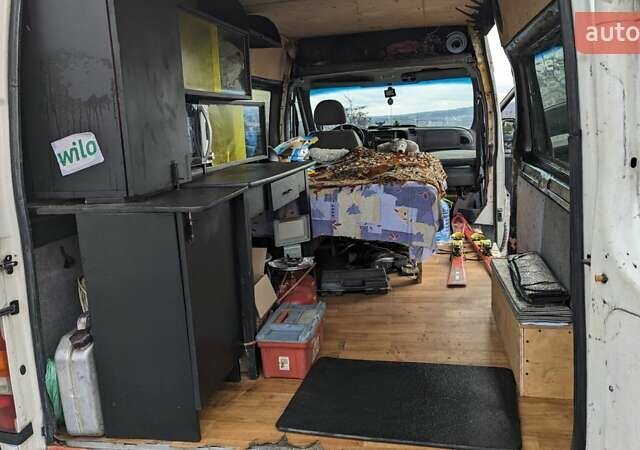 Білий Форд Транзит, об'ємом двигуна 2.4 л та пробігом 520 тис. км за 6083 $, фото 10 на Automoto.ua