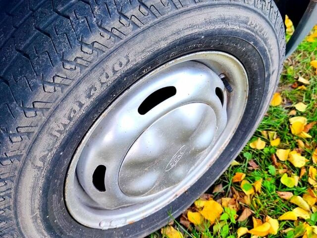 Форд Транзит 2003 в Барановке на Automoto.ua Белый Форд Транзит, объемом двигателя 2 л и пробегом 340 тыс. км за 6000 $, фото 4 на Automoto.ua