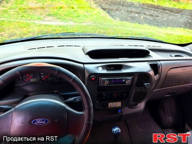 Форд Транзит 2003 в Барановке на Automoto.ua Белый Форд Транзит, объемом двигателя 2 л и пробегом 340 тыс. км за 6000 $, фото 7 на Automoto.ua