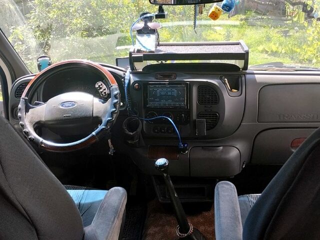 Білий Форд Транзит, об'ємом двигуна 2 л та пробігом 357 тис. км за 5100 $, фото 6 на Automoto.ua