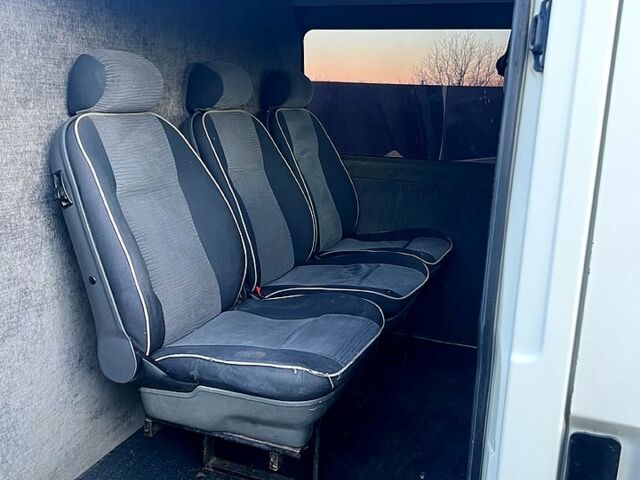 Белый Форд Транзит, объемом двигателя 2 л и пробегом 310 тыс. км за 4000 $, фото 10 на Automoto.ua