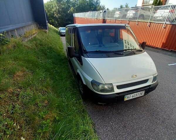 Форд Транзит 2003 в Тячеве на Automoto.ua Белый Форд Транзит, объемом двигателя 2 л и пробегом 342 тыс. км за 4200 $, фото 3 на Automoto.ua