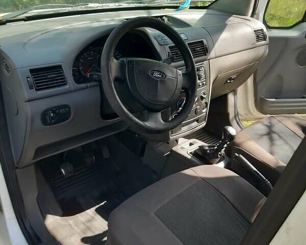 Білий Форд Транзит, об'ємом двигуна 1.8 л та пробігом 350 тис. км за 2700 $, фото 5 на Automoto.ua
