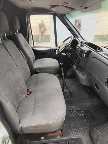 Белый Форд Транзит, объемом двигателя 2 л и пробегом 568 тыс. км за 3500 $, фото 6 на Automoto.ua