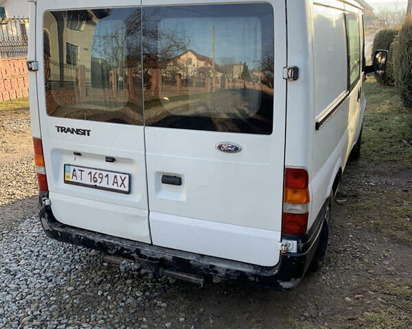 Белый Форд Транзит, объемом двигателя 2 л и пробегом 312 тыс. км за 3800 $, фото 3 на Automoto.ua