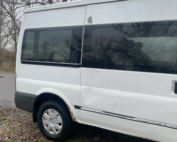 Білий Форд Транзит, об'ємом двигуна 2.4 л та пробігом 376 тис. км за 4300 $, фото 17 на Automoto.ua