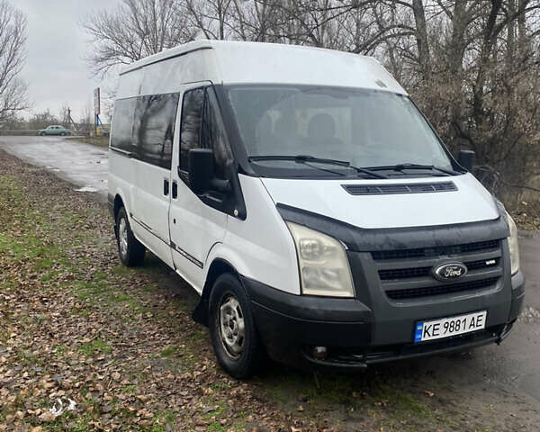 Білий Форд Транзит, об'ємом двигуна 2.4 л та пробігом 376 тис. км за 4300 $, фото 18 на Automoto.ua