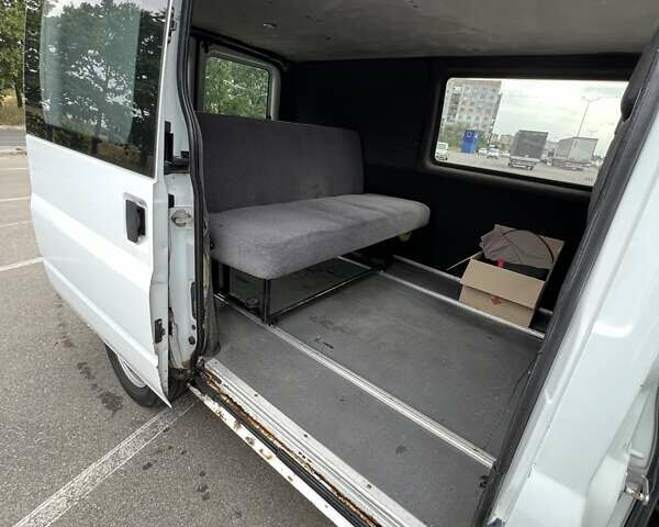 Белый Форд Транзит, объемом двигателя 2.2 л и пробегом 348 тыс. км за 4899 $, фото 10 на Automoto.ua