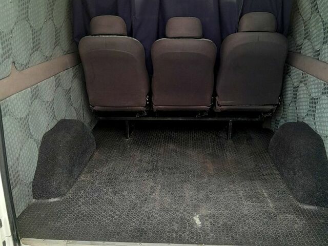 Белый Форд Транзит, объемом двигателя 2.2 л и пробегом 266 тыс. км за 8500 $, фото 4 на Automoto.ua