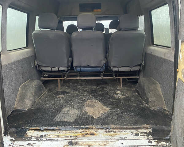 Білий Форд Транзит, об'ємом двигуна 2.4 л та пробігом 376 тис. км за 4300 $, фото 13 на Automoto.ua