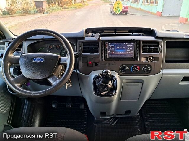 Білий Форд Транзит, об'ємом двигуна 2.2 л та пробігом 30000 тис. км за 6399 $, фото 9 на Automoto.ua