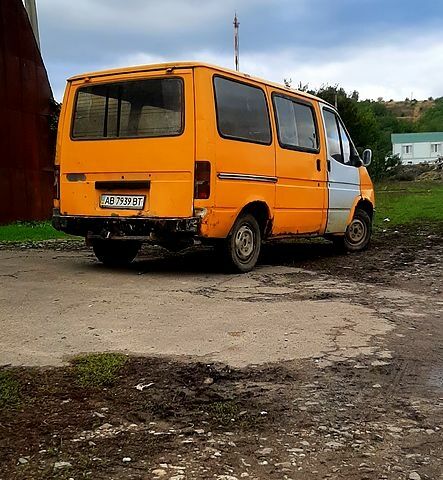 Білий Форд Транзит, об'ємом двигуна 1.8 л та пробігом 350 тис. км за 800 $, фото 2 на Automoto.ua