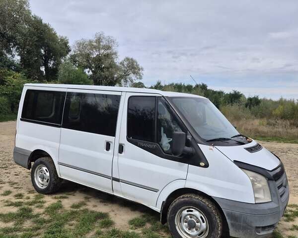 Белый Форд Транзит, объемом двигателя 2.4 л и пробегом 205 тыс. км за 6500 $, фото 9 на Automoto.ua