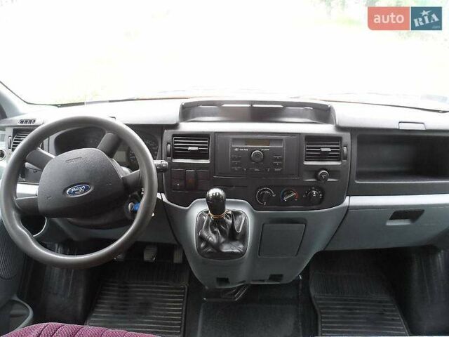 Білий Форд Транзит, об'ємом двигуна 2.2 л та пробігом 315 тис. км за 6300 $, фото 6 на Automoto.ua
