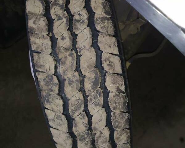 Білий Форд Транзит, об'ємом двигуна 2.4 л та пробігом 430 тис. км за 13000 $, фото 11 на Automoto.ua