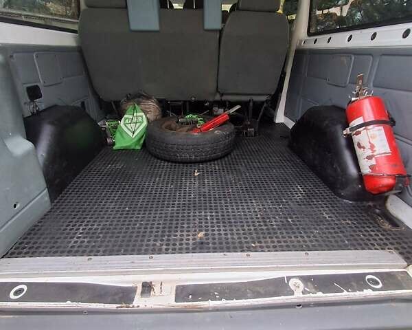 Белый Форд Транзит, объемом двигателя 2.2 л и пробегом 280 тыс. км за 9100 $, фото 28 на Automoto.ua