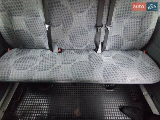Белый Форд Транзит, объемом двигателя 2.2 л и пробегом 280 тыс. км за 9100 $, фото 43 на Automoto.ua