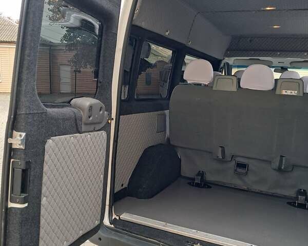 Форд Транзит 2011 у Одесі на Automoto.ua Білий Форд Транзит, об'ємом двигуна 2.2 л та пробігом 296 тис. км за 8700 $, фото 15 на Automoto.ua