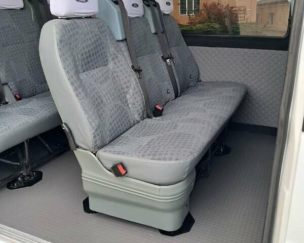 Форд Транзит 2011 у Одесі на Automoto.ua Білий Форд Транзит, об'ємом двигуна 2.2 л та пробігом 296 тис. км за 8700 $, фото 4 на Automoto.ua