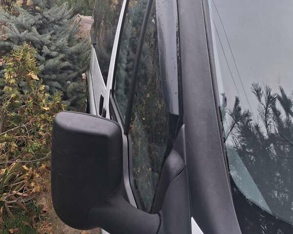 Белый Форд Транзит, объемом двигателя 2.2 л и пробегом 280 тыс. км за 9100 $, фото 5 на Automoto.ua