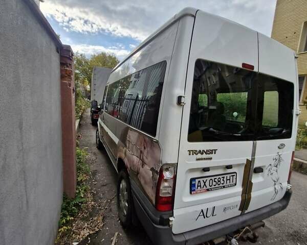 Форд Транзит 2012 у Харкові на Automoto.ua Білий Форд Транзит, об'ємом двигуна 2.2 л та пробігом 300 тис. км за 10000 $, фото 5 на Automoto.ua
