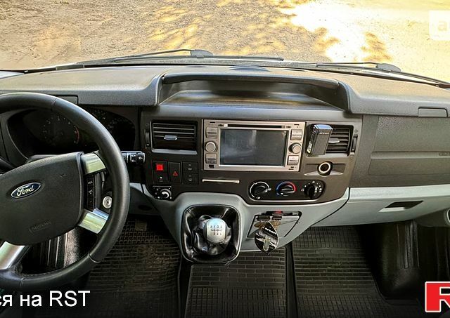 Білий Форд Транзит, об'ємом двигуна 2.2 л та пробігом 365 тис. км за 8500 $, фото 4 на Automoto.ua