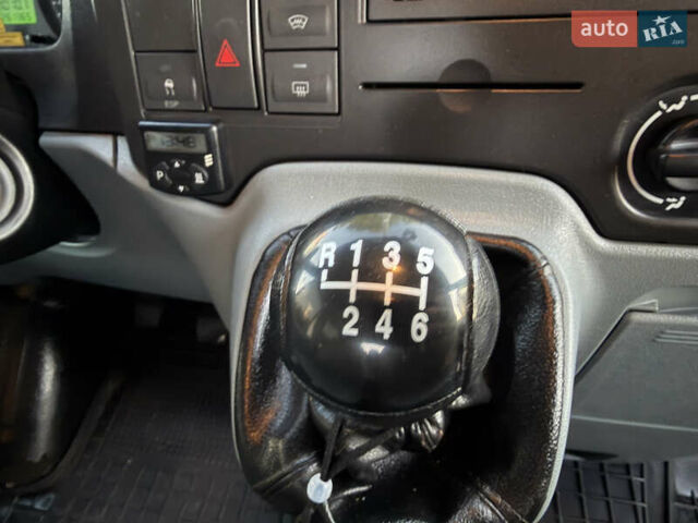 Форд Транзит 2012 у Одесі на Automoto.ua Білий Форд Транзит, об'ємом двигуна 2.2 л та пробігом 260 тис. км за 10500 $, фото 43 на Automoto.ua
