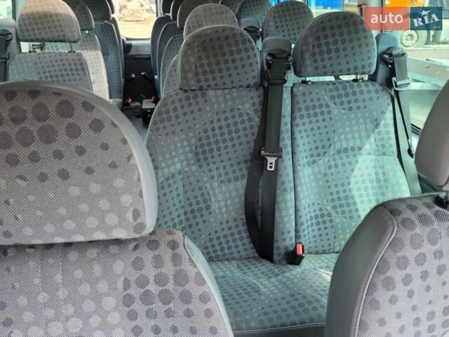 Білий Форд Транзит, об'ємом двигуна 2.2 л та пробігом 220 тис. км за 13500 $, фото 5 на Automoto.ua