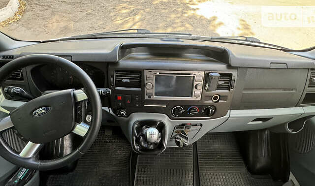 Форд Транзит 2013 в Одессе на Automoto.ua Белый Форд Транзит, объемом двигателя 2.2 л и пробегом 350 тыс. км за 14800 $, фото 10 на Automoto.ua