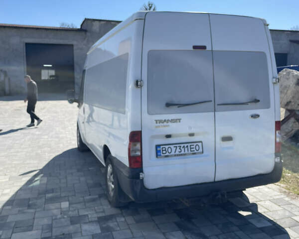 Білий Форд Транзит, об'ємом двигуна 2.2 л та пробігом 200 тис. км за 9700 $, фото 3 на Automoto.ua