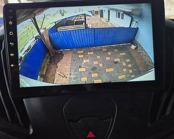 Белый Форд Транзит, объемом двигателя 2.2 л и пробегом 325 тыс. км за 15200 $, фото 22 на Automoto.ua