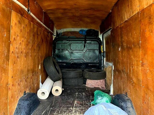 Білий Форд Транзит, об'ємом двигуна 2.2 л та пробігом 440 тис. км за 13200 $, фото 7 на Automoto.ua
