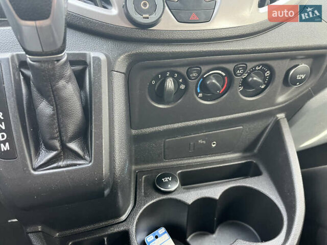 Білий Форд Транзит, об'ємом двигуна 3.73 л та пробігом 288 тис. км за 27000 $, фото 22 на Automoto.ua