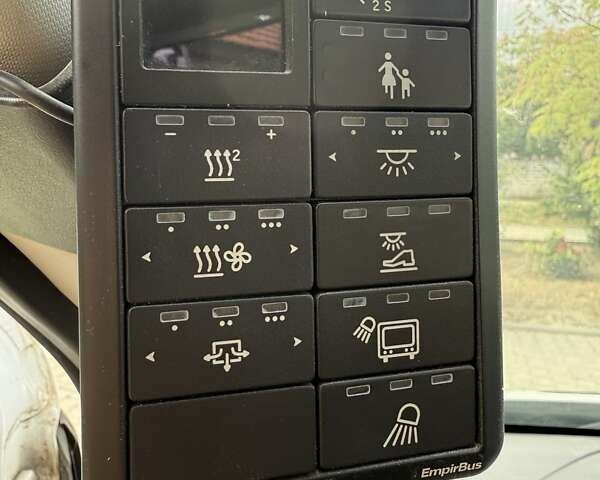 Белый Форд Транзит, объемом двигателя 0 л и пробегом 330 тыс. км за 16500 $, фото 4 на Automoto.ua
