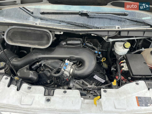 Білий Форд Транзит, об'ємом двигуна 3.73 л та пробігом 288 тис. км за 27000 $, фото 17 на Automoto.ua