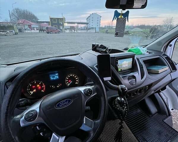 Белый Форд Транзит, объемом двигателя 2.2 л и пробегом 380 тыс. км за 11700 $, фото 8 на Automoto.ua