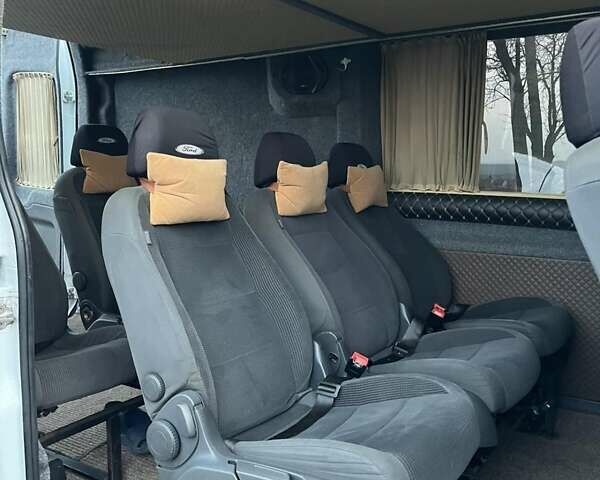 Белый Форд Транзит, объемом двигателя 2.2 л и пробегом 380 тыс. км за 11700 $, фото 3 на Automoto.ua
