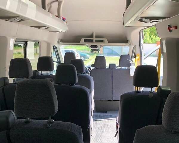 Белый Форд Транзит, объемом двигателя 2.2 л и пробегом 95 тыс. км за 36500 $, фото 6 на Automoto.ua