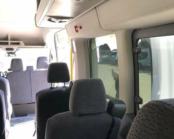 Белый Форд Транзит, объемом двигателя 2.2 л и пробегом 95 тыс. км за 36500 $, фото 2 на Automoto.ua