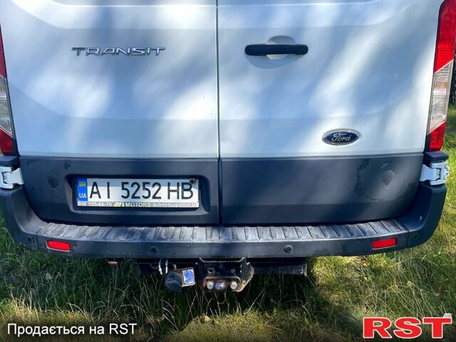 Белый Форд Транзит, объемом двигателя 2 л и пробегом 277 тыс. км за 17500 $, фото 4 на Automoto.ua