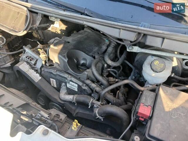 Белый Форд Транзит, объемом двигателя 2.2 л и пробегом 180 тыс. км за 25000 $, фото 2 на Automoto.ua