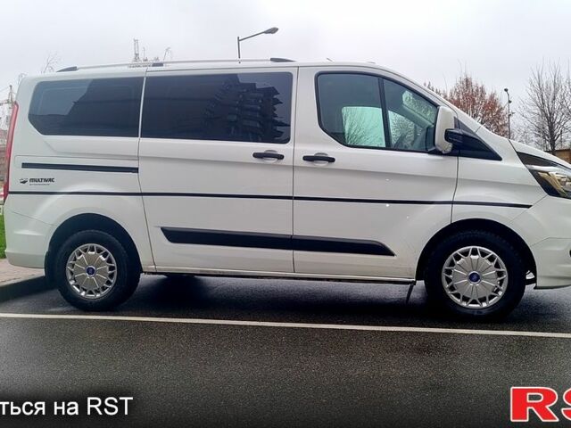 Белый Форд Транзит, объемом двигателя 2 л и пробегом 241 тыс. км за 21999 $, фото 3 на Automoto.ua