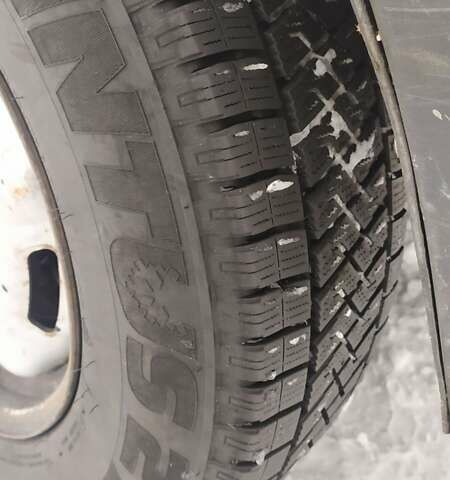 Белый Форд Транзит, объемом двигателя 2.5 л и пробегом 264 тыс. км за 7200 $, фото 5 на Automoto.ua