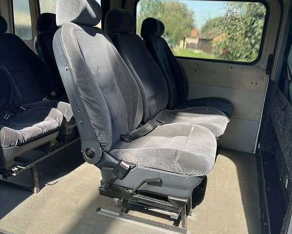 Белый Форд Транзит, объемом двигателя 2.2 л и пробегом 451 тыс. км за 5800 $, фото 5 на Automoto.ua