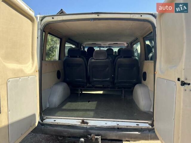 Белый Форд Транзит, объемом двигателя 2.2 л и пробегом 451 тыс. км за 5800 $, фото 6 на Automoto.ua