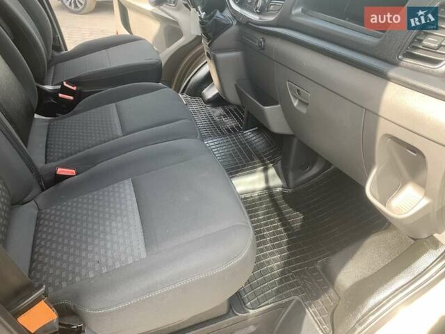 Бежевий Форд Транзит, об'ємом двигуна 2 л та пробігом 190 тис. км за 18450 $, фото 50 на Automoto.ua