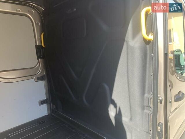 Бежевий Форд Транзит, об'ємом двигуна 2 л та пробігом 190 тис. км за 18450 $, фото 12 на Automoto.ua