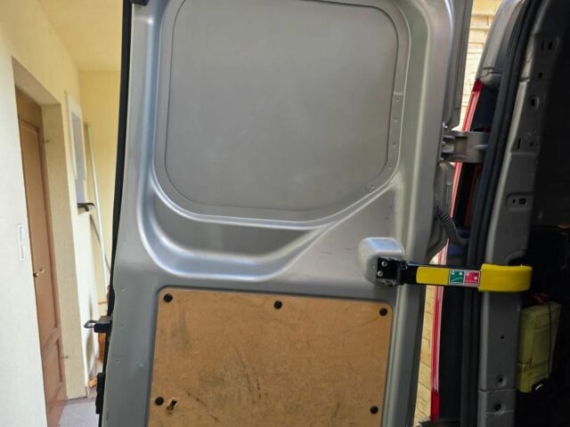 Бежевый Форд Транзит, объемом двигателя 2.2 л и пробегом 139 тыс. км за 9000 $, фото 16 на Automoto.ua